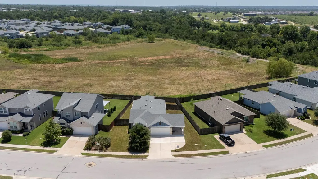 205 Four Star Drive Elgin TX 78621