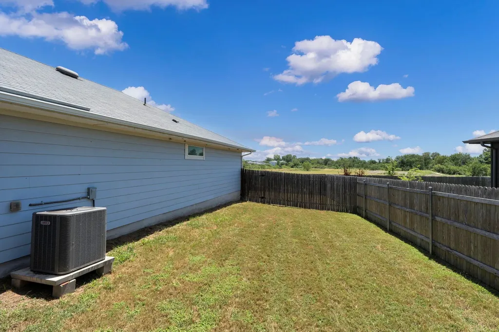 205 Four Star Drive Elgin TX 78621