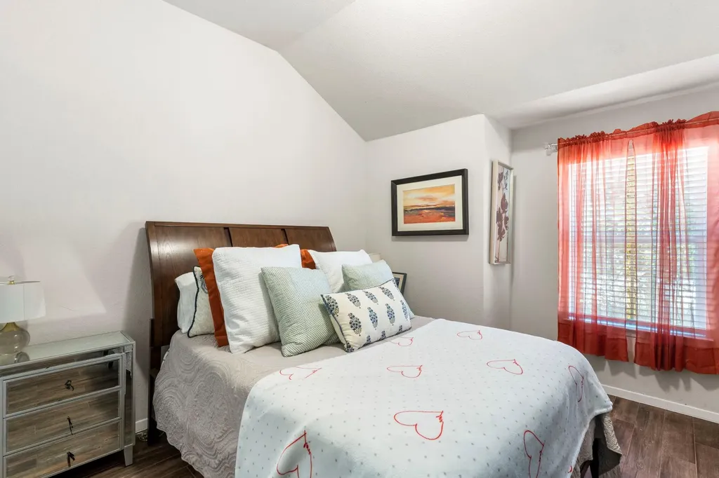 205 Four Star Drive Elgin TX 78621