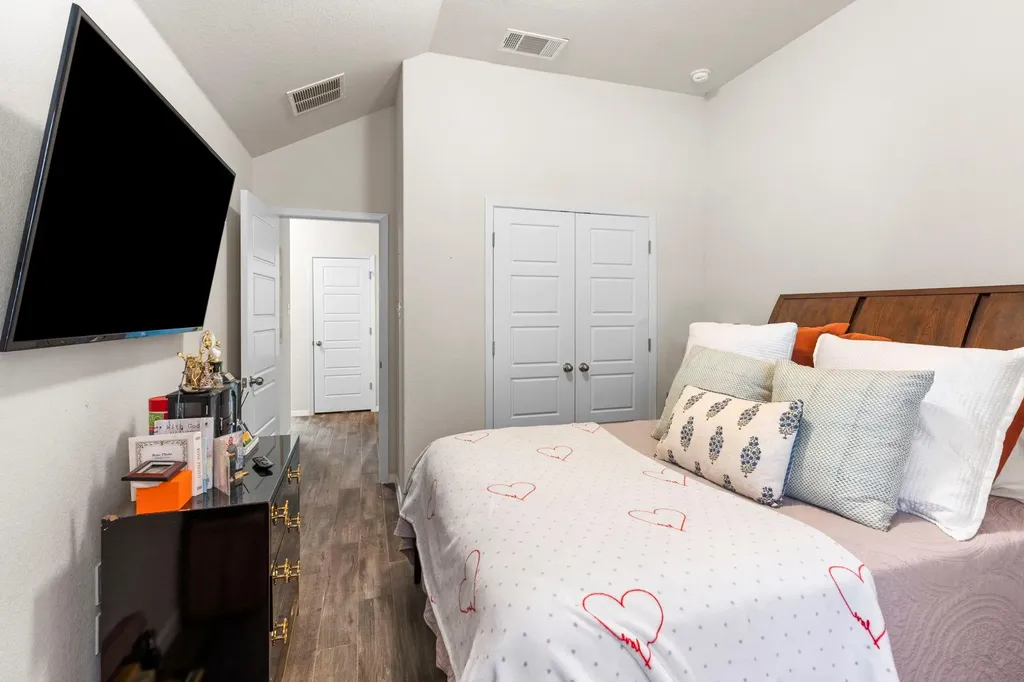 205 Four Star Drive Elgin TX 78621