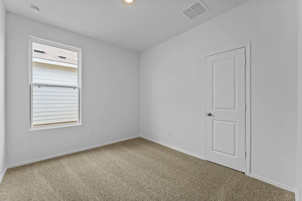231 Harrison Crossing Kyle TX 78640