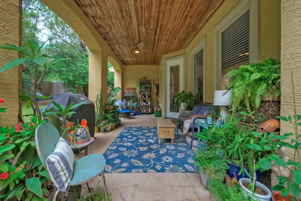 15705 Wildwood Trail Austin TX 78734