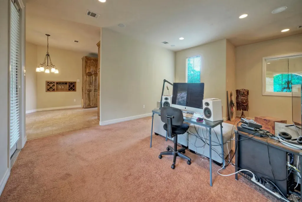 15705 Wildwood Trail Austin TX 78734