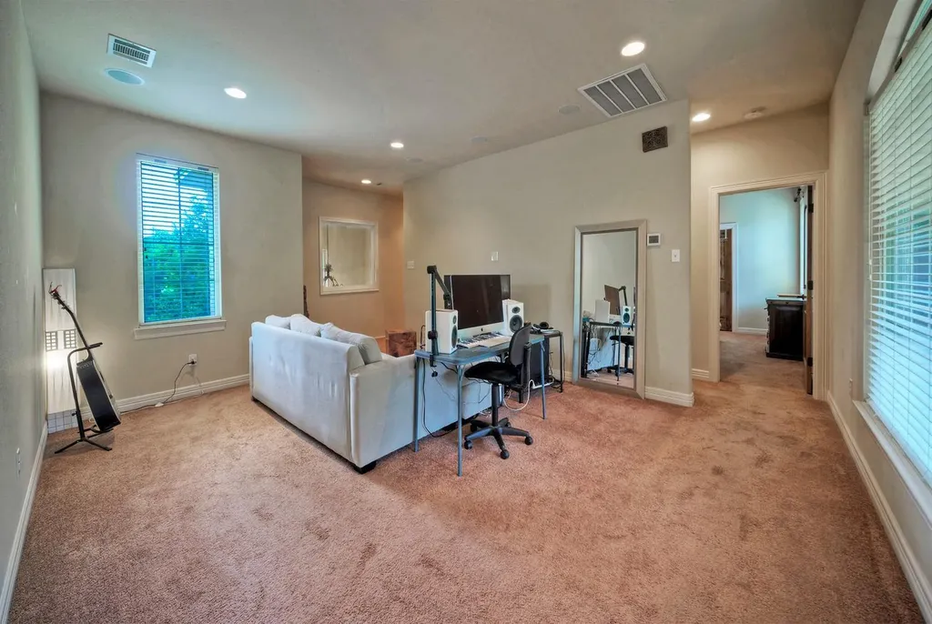 15705 Wildwood Trail Austin TX 78734