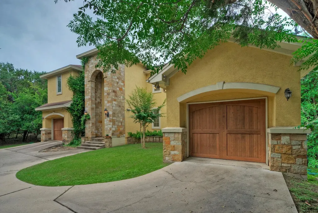 15705 Wildwood Trail Austin TX 78734