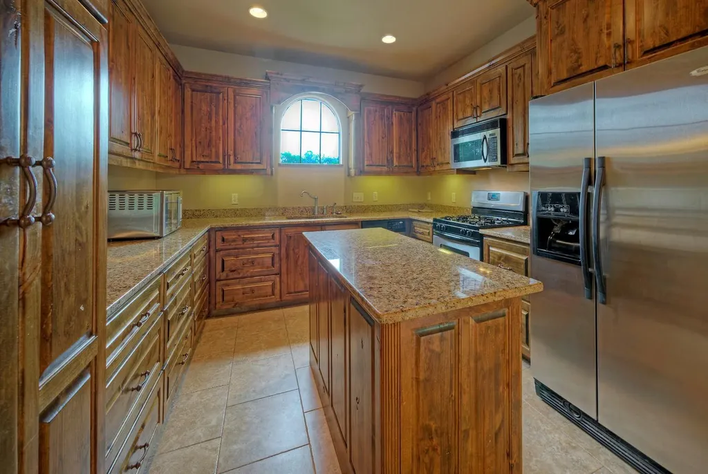 15705 Wildwood Trail Austin TX 78734