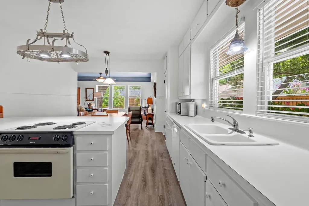 810 E University Avenue Georgetown TX 78626