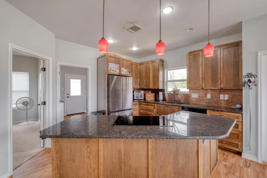 2950 County Road 484 Road Elgin TX 78621