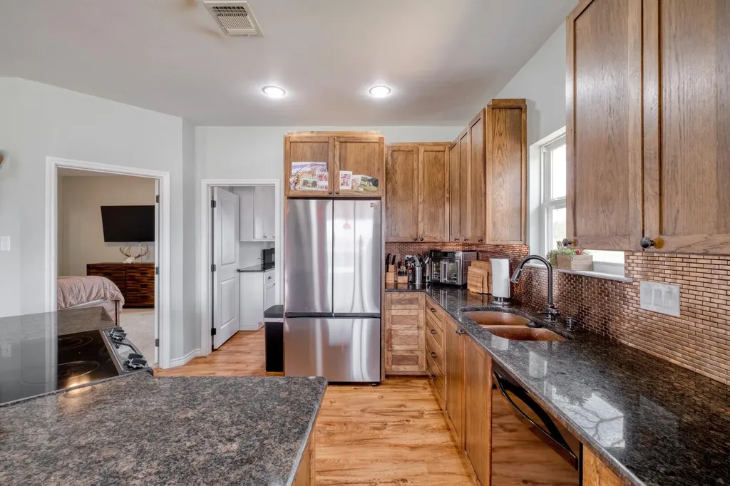 2950 County Road 484 Road Elgin TX 78621