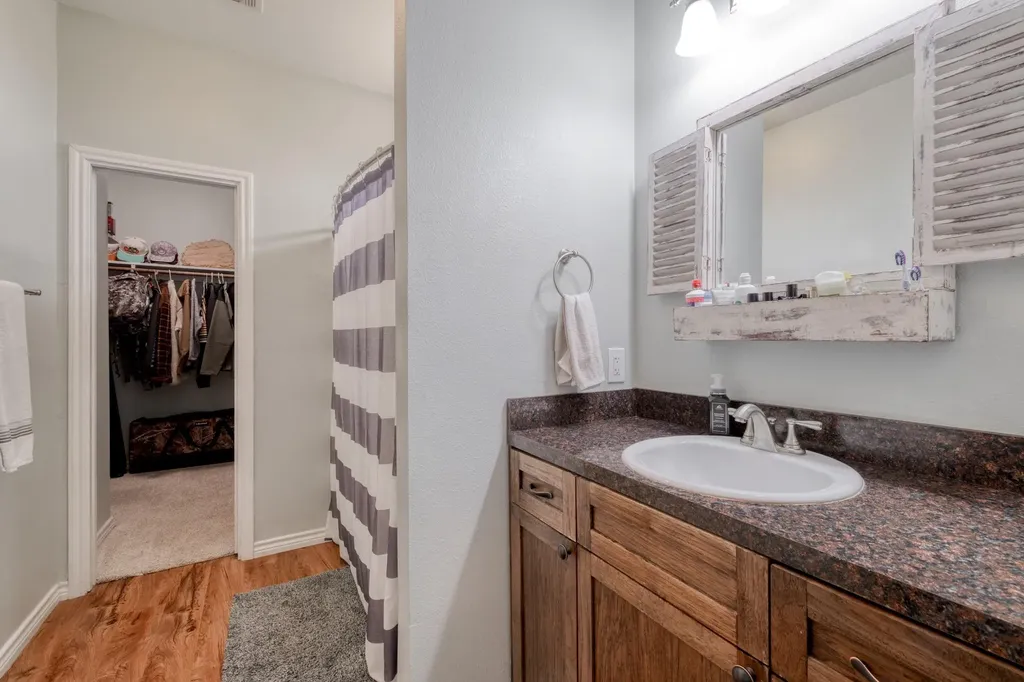 2950 County Road 484 Road Elgin TX 78621
