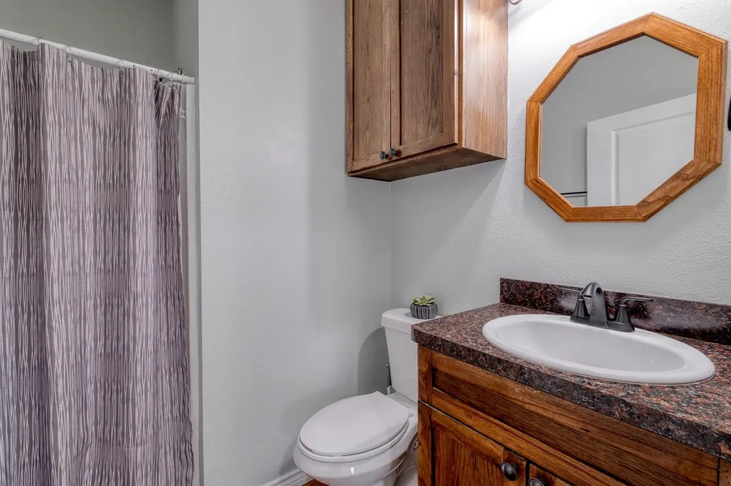 2950 County Road 484 Road Elgin TX 78621