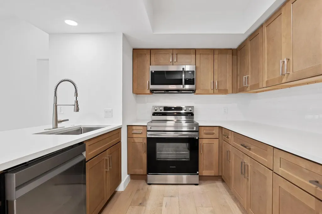 1905 Cedar Ridge Drive Austin TX 78741