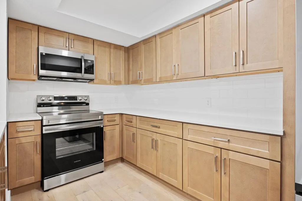1905 Cedar Ridge Drive Austin TX 78741