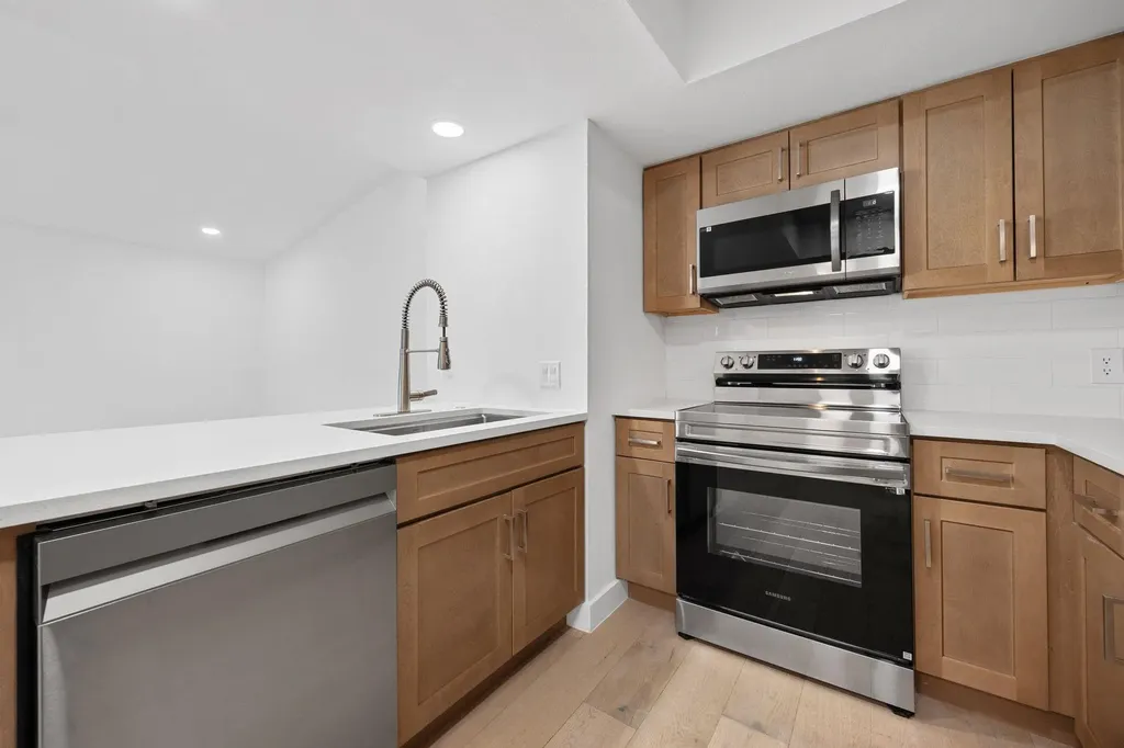 1905 Cedar Ridge Drive Austin TX 78741