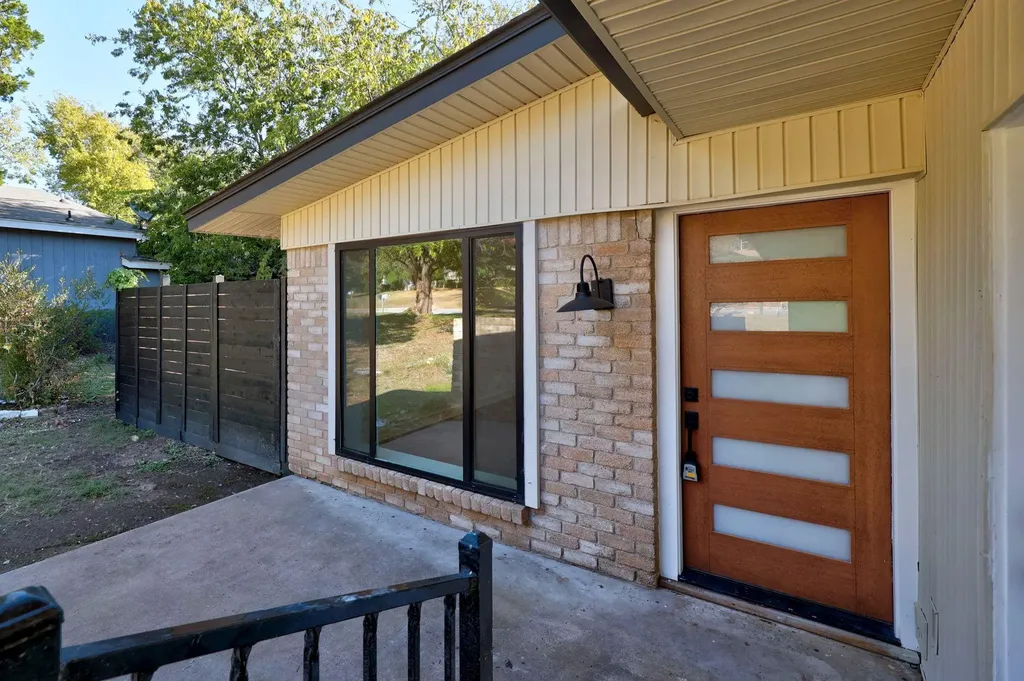 1905 Cedar Ridge Drive Austin TX 78741