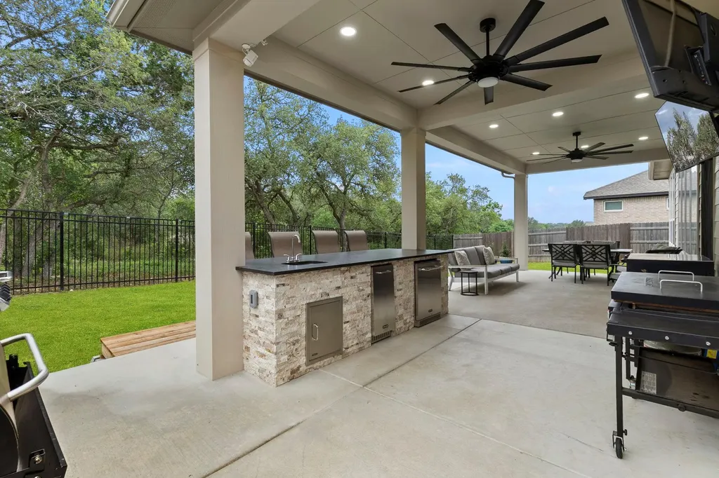 460 Constitution Way Kyle TX 78640