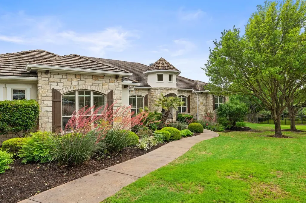 7417 Turnbuoy Drive Austin TX 78730