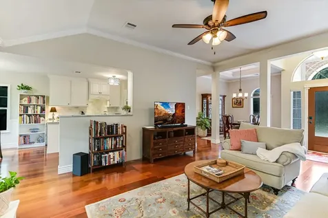 9225 Edwardson Lane Austin TX 78749