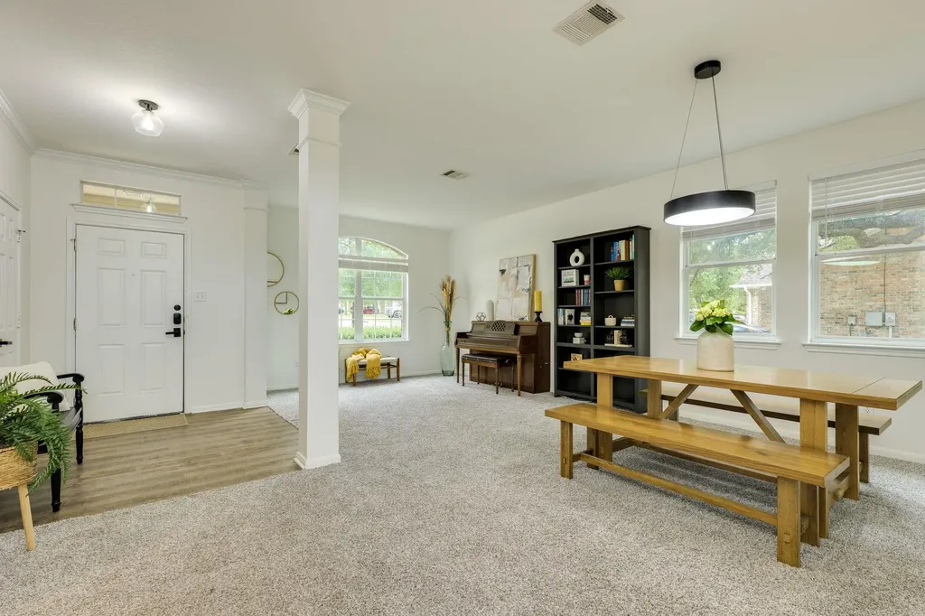 1509 Encino Drive Leander TX 78641