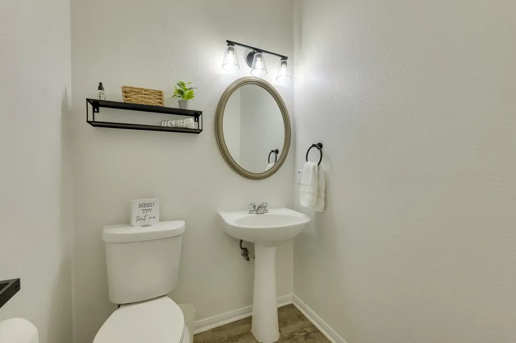 1509 Encino Drive Leander TX 78641