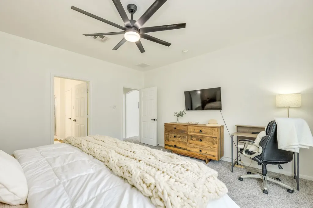 1509 Encino Drive Leander TX 78641