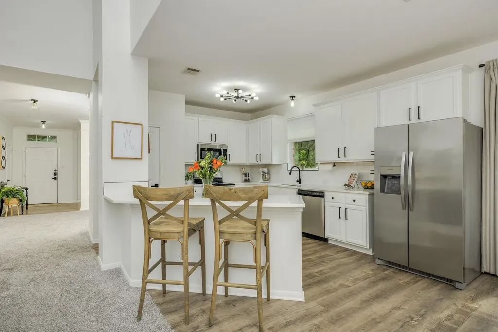 1509 Encino Drive Leander TX 78641