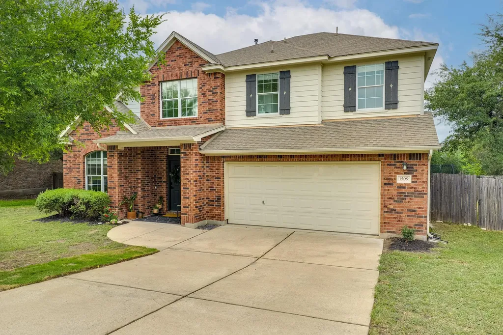 1509 Encino Drive Leander TX 78641