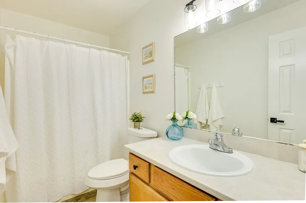 1509 Encino Drive Leander TX 78641