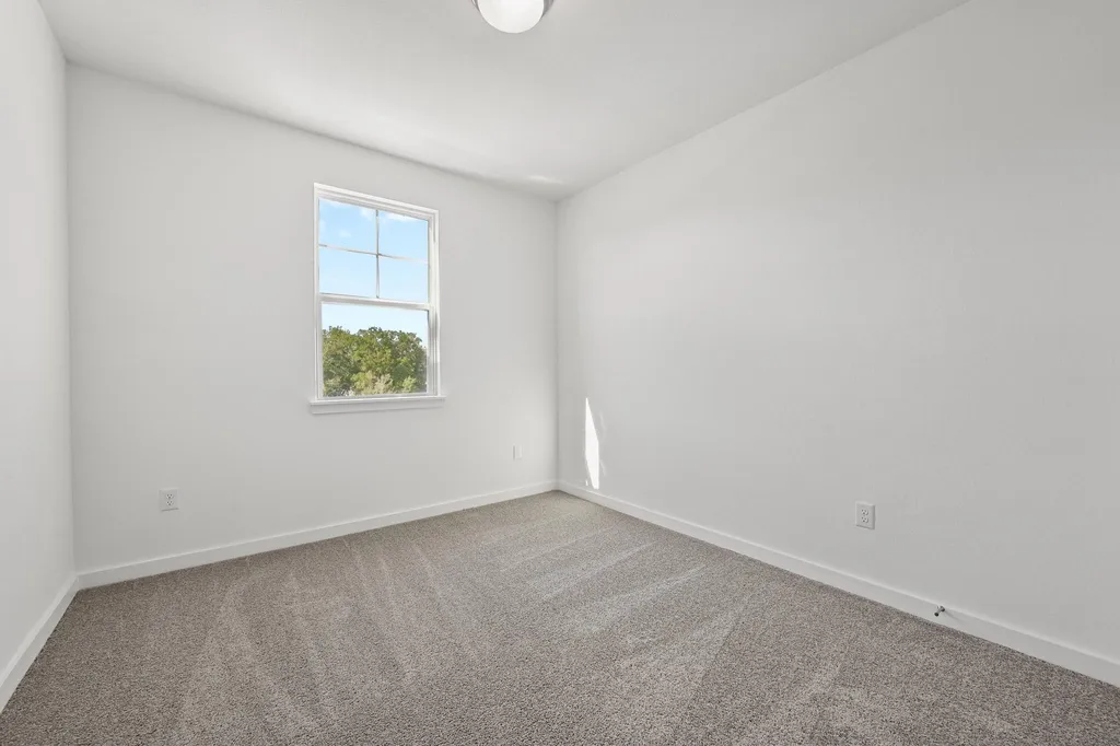 529 B Burlington Drive Buda TX 78610