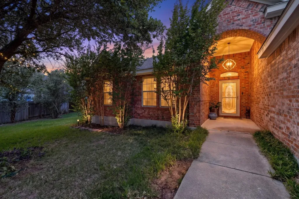 2400 White Stallion Way Leander TX 78641