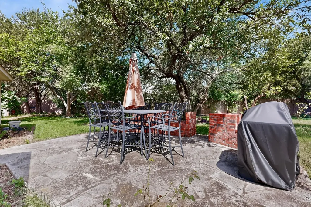 2400 White Stallion Way Leander TX 78641
