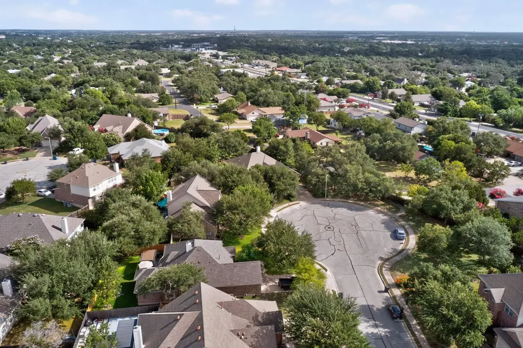 2400 White Stallion Way Leander TX 78641
