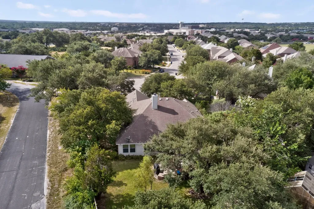 2400 White Stallion Way Leander TX 78641