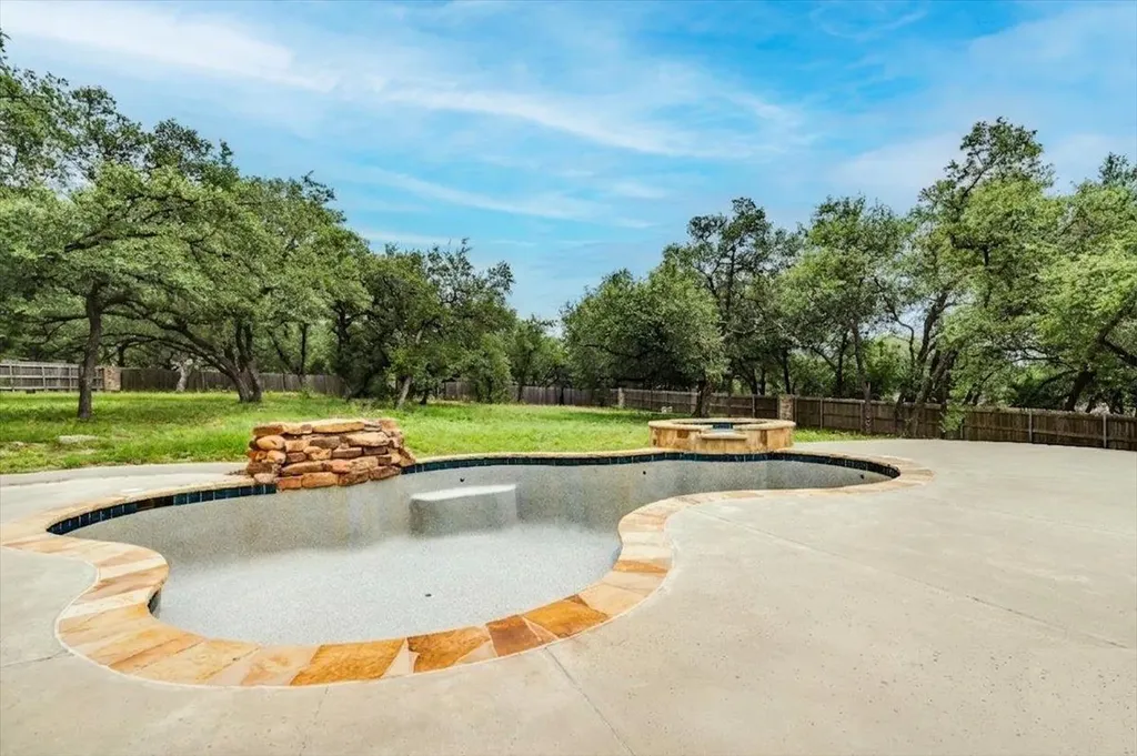 103 Silverstone Drive Georgetown TX 78633