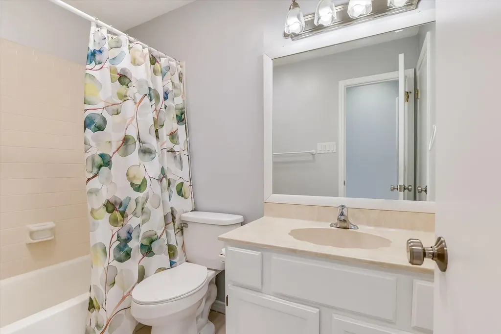 13401 Saddlebrook Trail Austin TX 78729