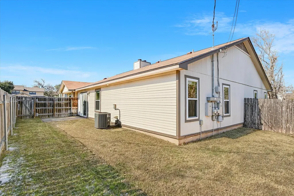 13401 Saddlebrook Trail Austin TX 78729