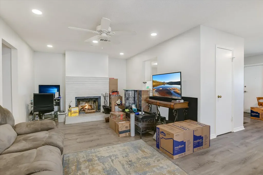 13401 Saddlebrook Trail Austin TX 78729