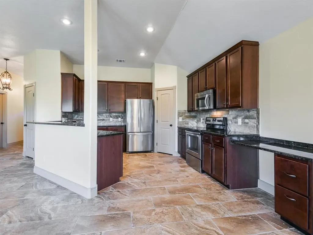 10807 Glenview Circle Austin TX 78620