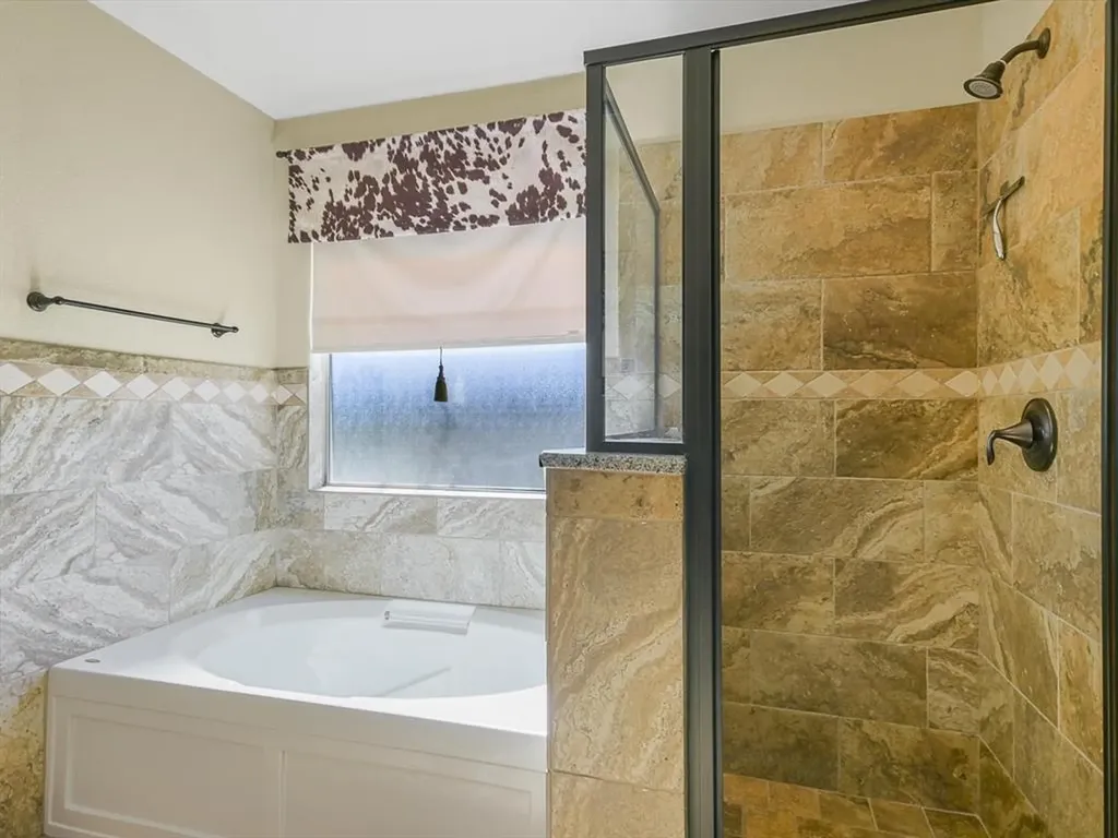 10807 Glenview Circle Austin TX 78620