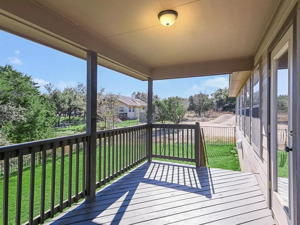 10807 Glenview Circle Austin TX 78620
