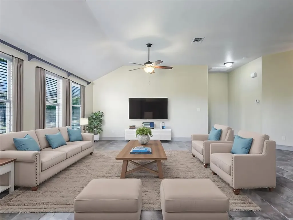 10807 Glenview Circle Austin TX 78620