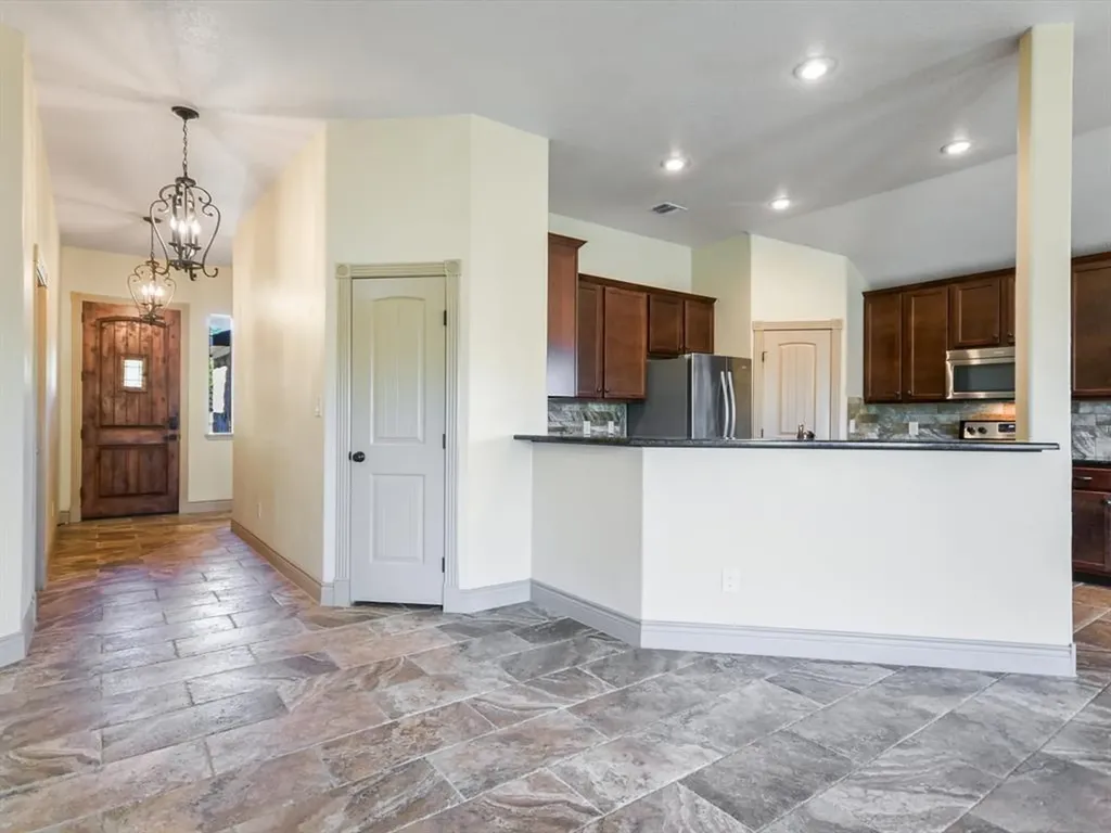 10807 Glenview Circle Austin TX 78620