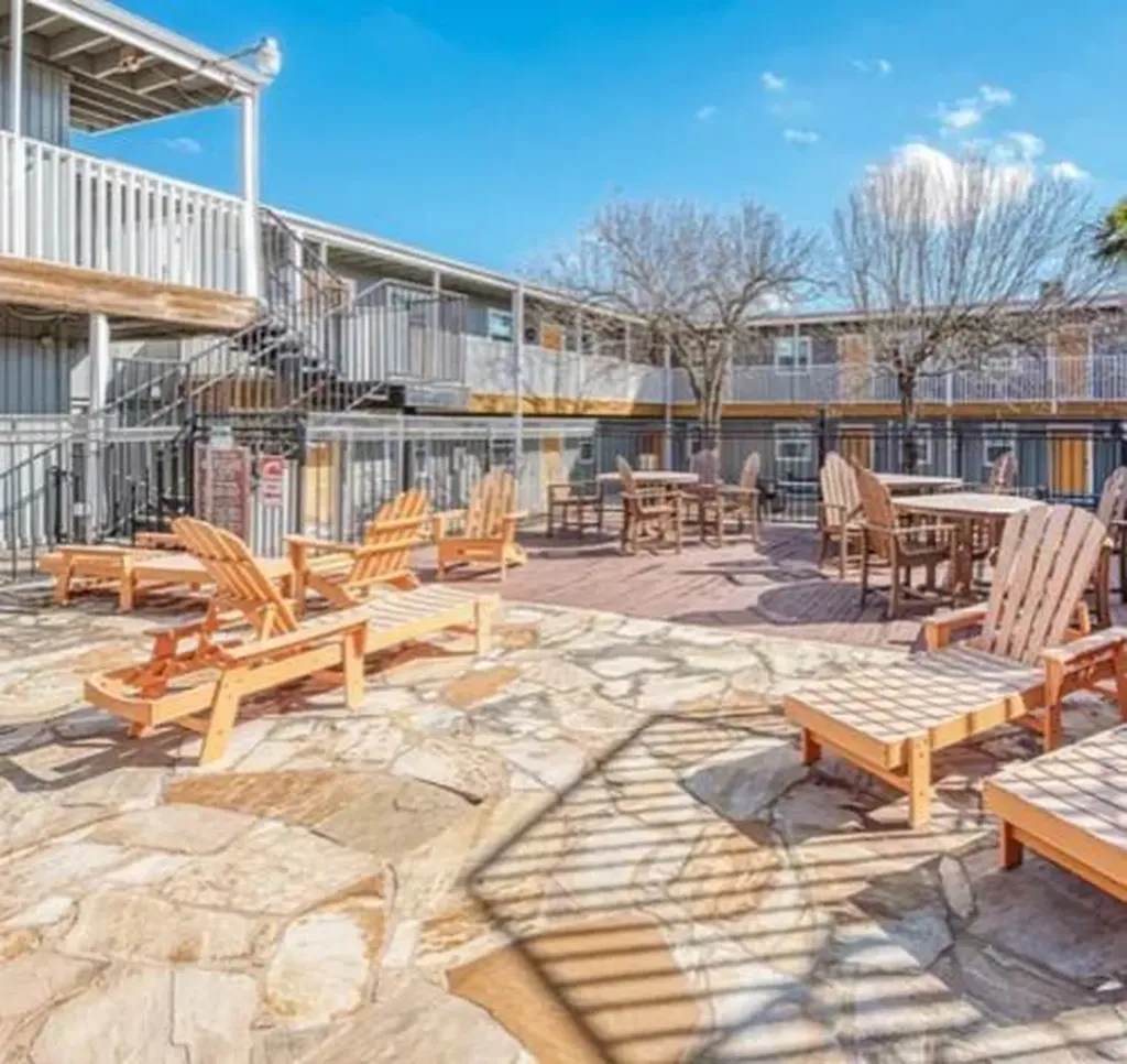 2401 Manor Road Austin TX 78722