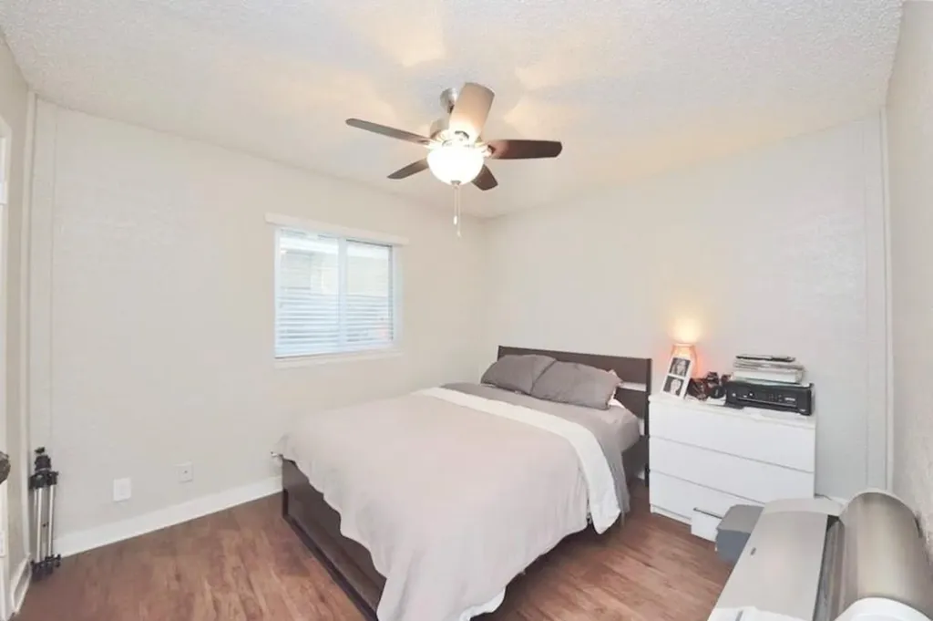 2401 Manor Road Austin TX 78722