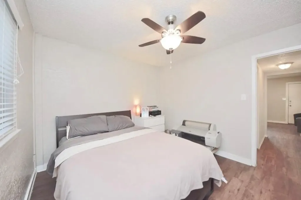 2401 Manor Road Austin TX 78722