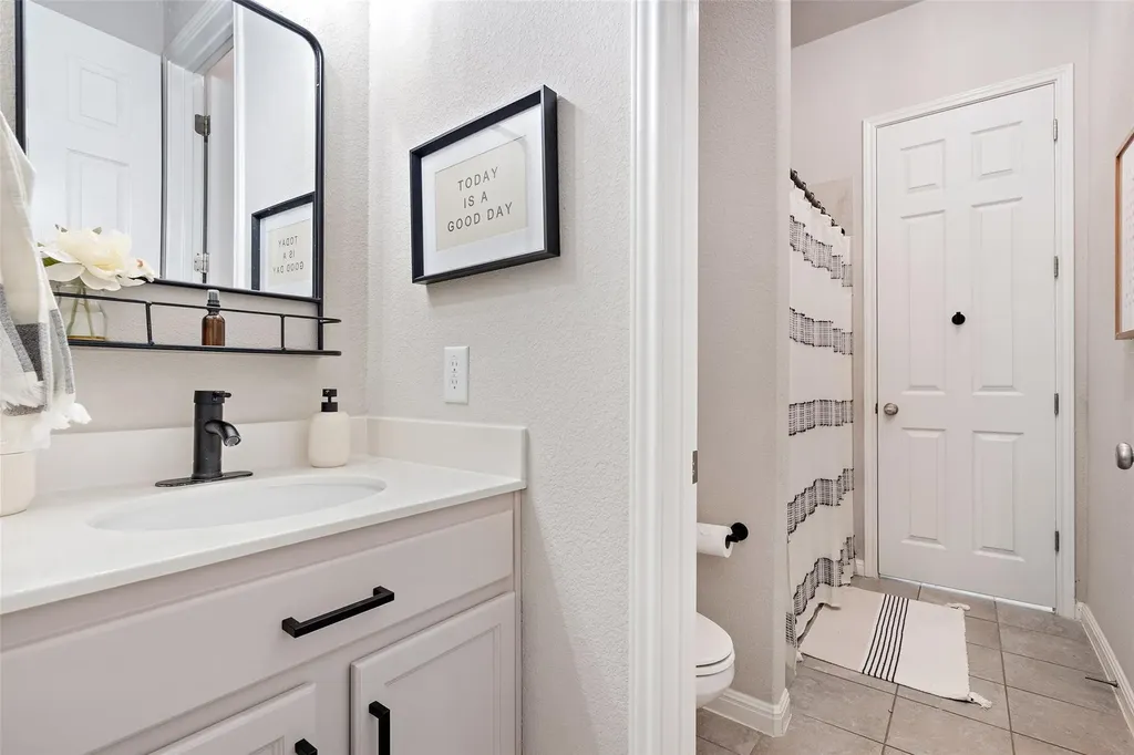 22104 Verbena Parkway Spicewood TX 78669
