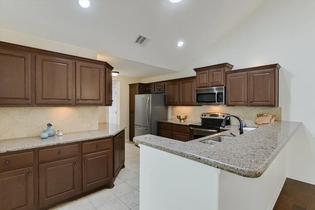 30 Wildwood Drive Georgetown TX 78633