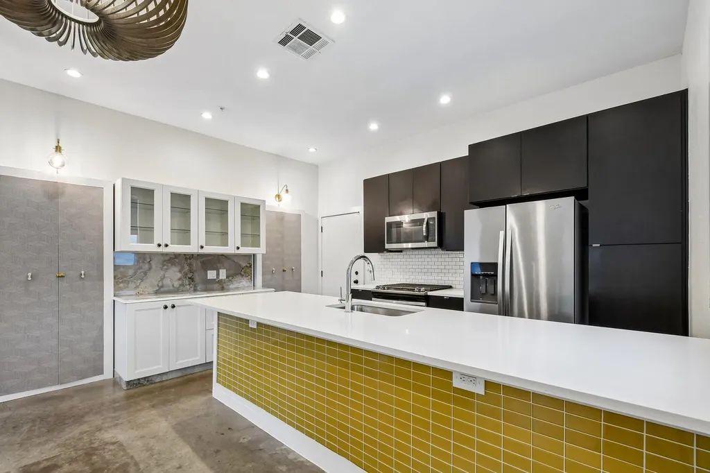 1931 E 38th 1/2 Street Austin TX 78723