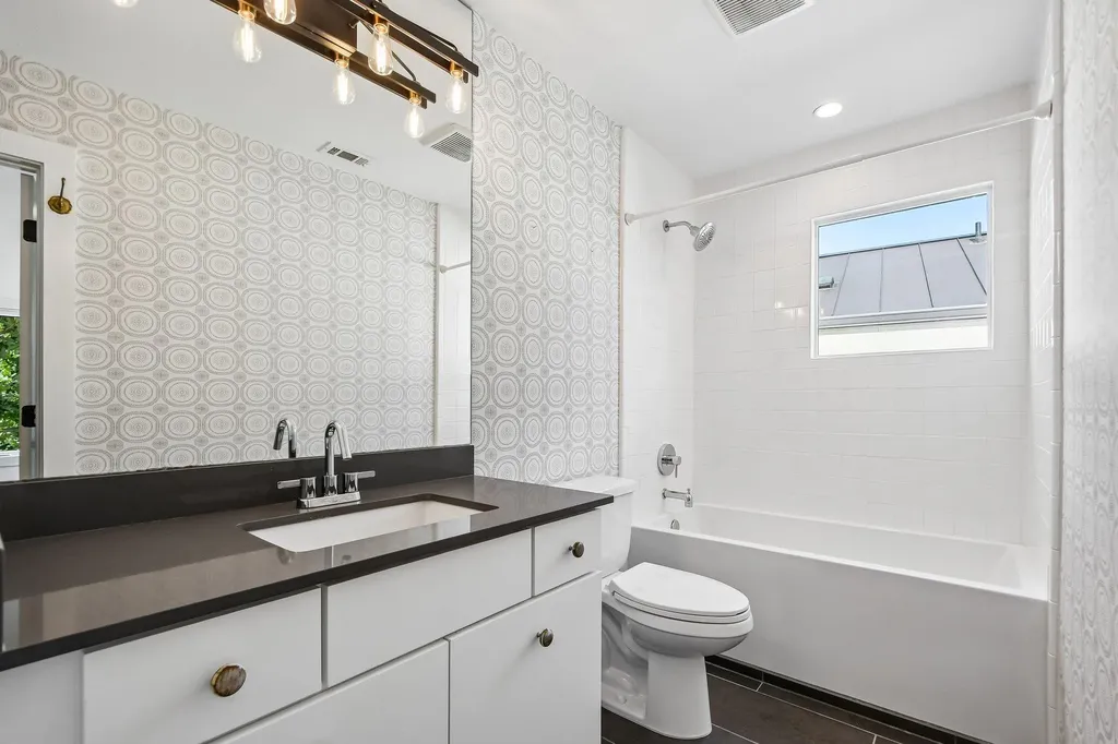 1931 E 38th 1/2 Street Austin TX 78723