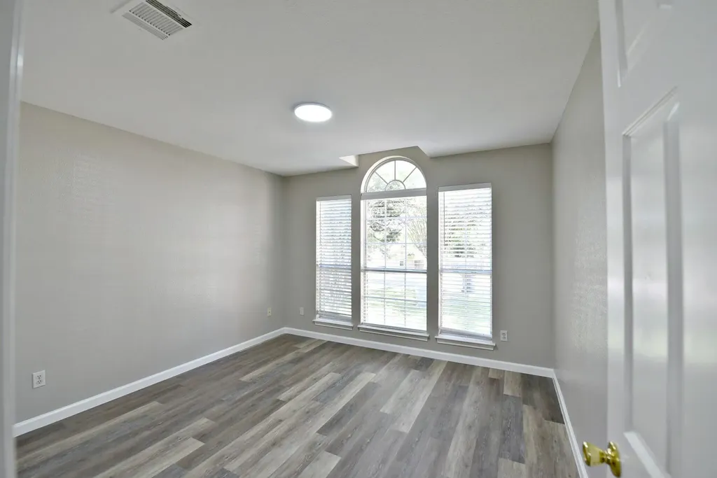 1809 Bent Oak Cove Leander TX 78641